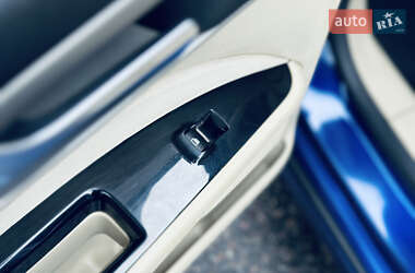 Седан Ford Fusion 2014 в 