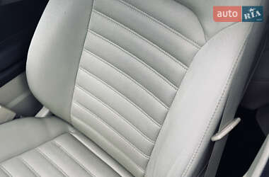 Седан Ford Fusion 2014 в 