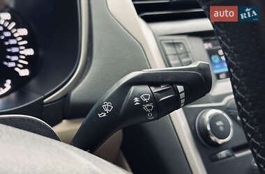 Седан Ford Fusion 2014 в 