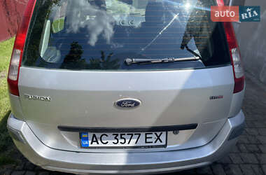Хэтчбек Ford Fusion 2005 в 