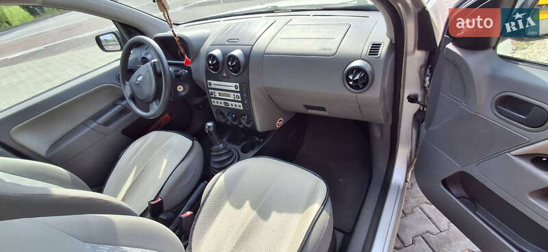 Хэтчбек Ford Fusion 2004 в Борисполе