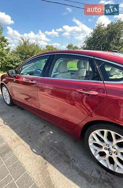 Седан Ford Fusion 2014 в 