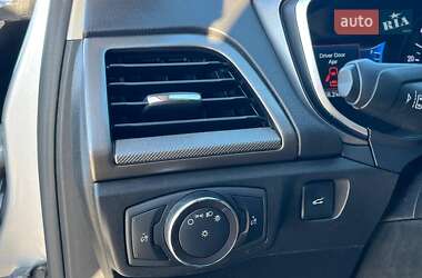 Седан Ford Fusion 2019 в 