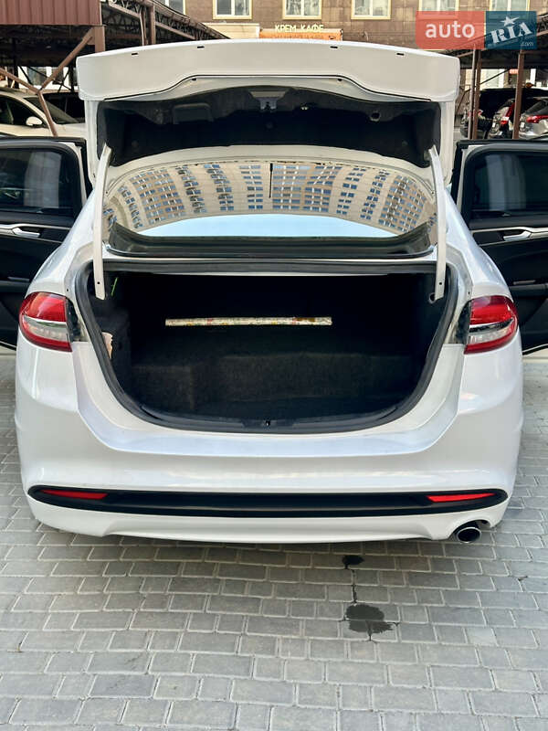 Седан Ford Fusion 2017 в Одессе