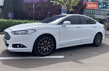 Седан Ford Fusion 2014 в 