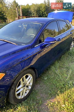Седан Ford Fusion 2014 в 