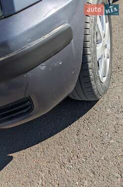 Хэтчбек Ford Fusion 2005 в 