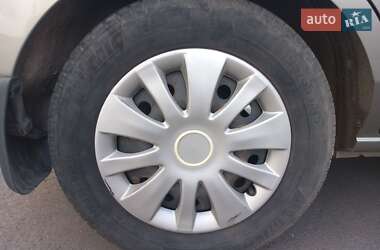 Хетчбек Ford Fusion 2003 в 