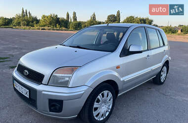 Хэтчбек Ford Fusion 2011 в 