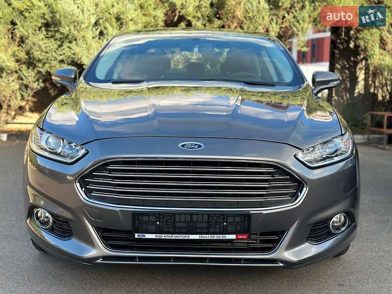 Седан Ford Fusion 2014 в Славянске