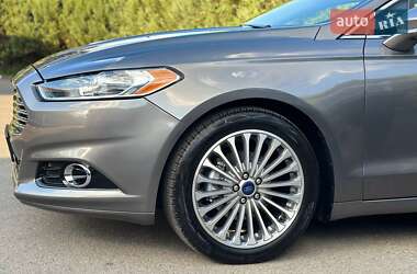Седан Ford Fusion 2014 в 