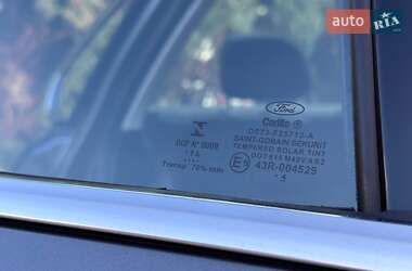 Седан Ford Fusion 2014 в 