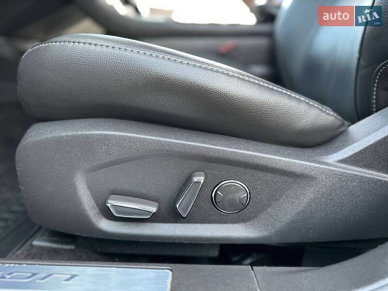 Седан Ford Fusion 2014 в Славянске