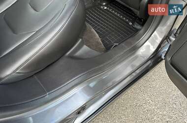 Седан Ford Fusion 2014 в 