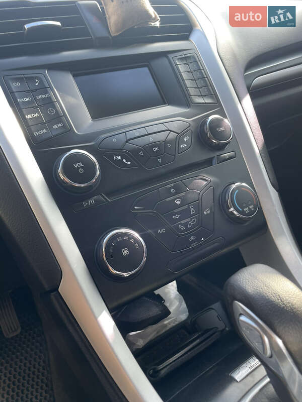 Седан Ford Fusion 2013 в Чернигове фото 37 Седан Ford Fusion 2013 в Чернигове