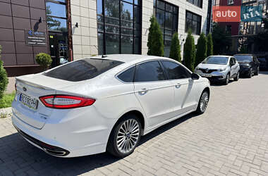 Седан Ford Fusion 2014 в 