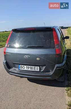Хэтчбек Ford Fusion 2005 в 