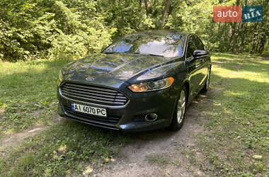 Седан Ford Fusion 2014 в 