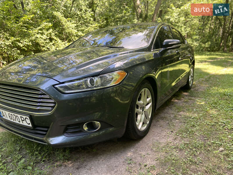 Седан Ford Fusion 2014 в Яготине