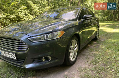 Седан Ford Fusion 2014 в 