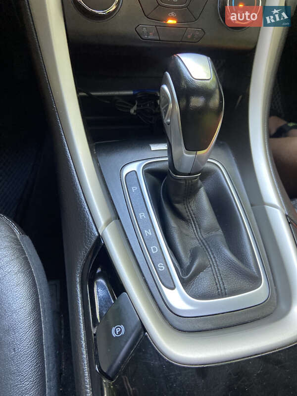 Седан Ford Fusion 2014 в Яготине