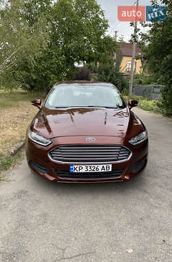 Седан Ford Fusion 2016 в 