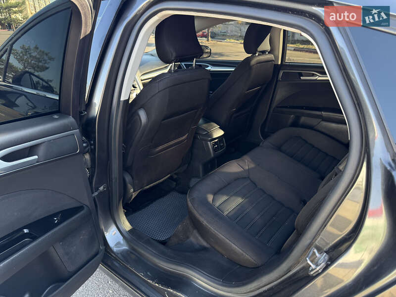 Седан Ford Fusion 2014 в Николаеве
