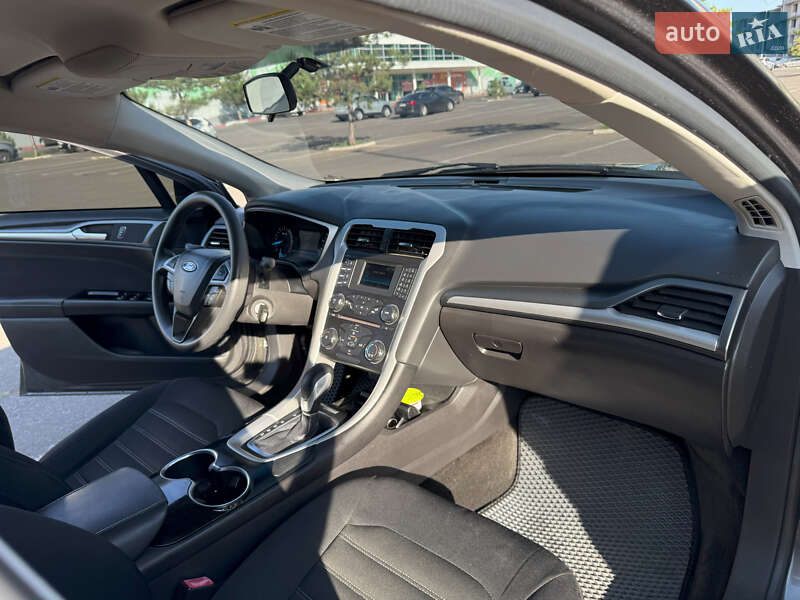 Седан Ford Fusion 2014 в Николаеве