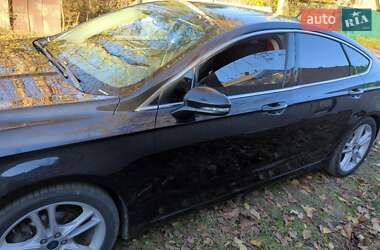 Седан Ford Fusion 2014 в Чернигове