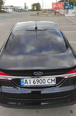 Седан Ford Fusion 2017 в 