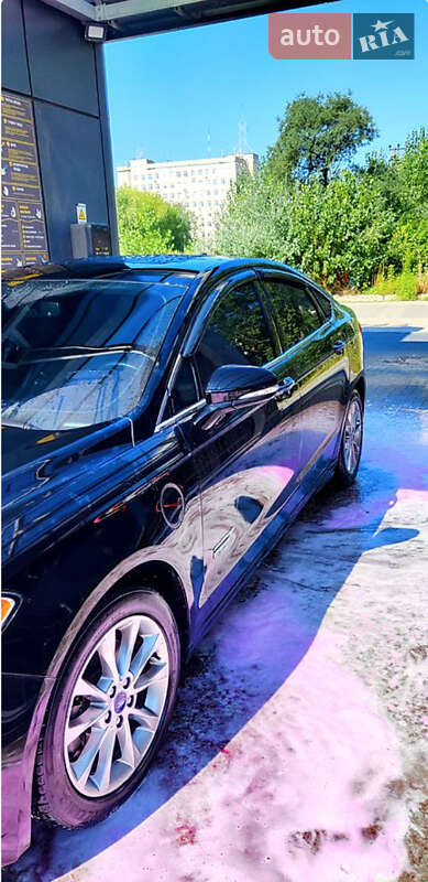 Седан Ford Fusion 2016 в Киеве