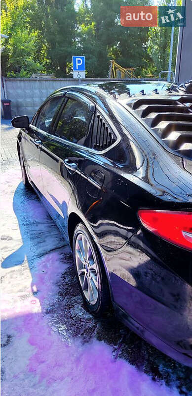 Седан Ford Fusion 2016 в Киеве