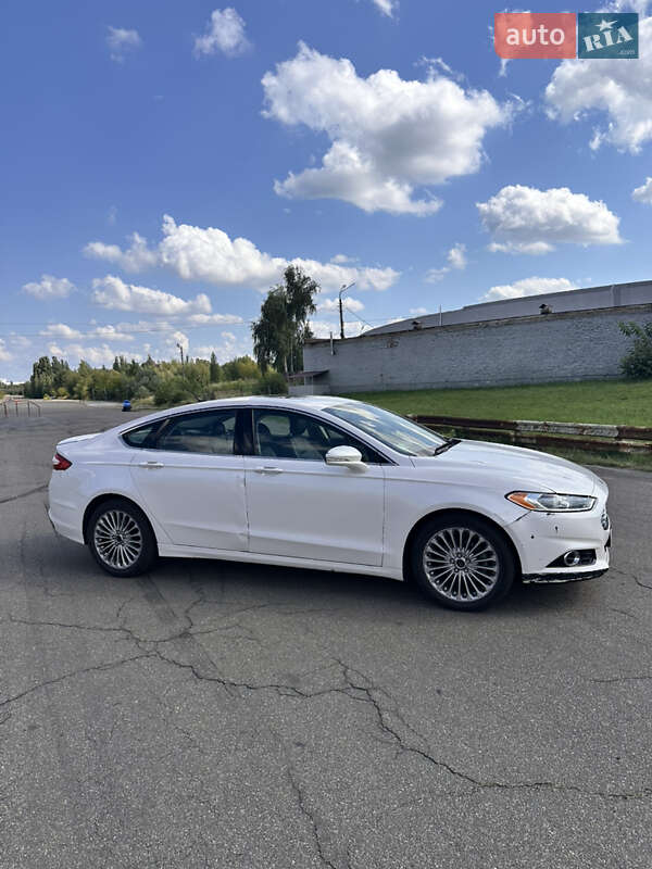 Седан Ford Fusion 2015 в Киеве
