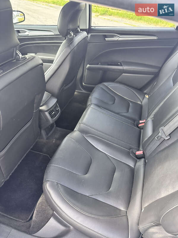Седан Ford Fusion 2015 в Киеве