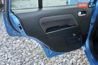 Хэтчбек Ford Fusion 2011 в 