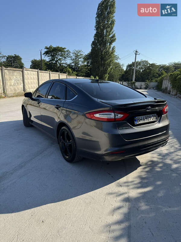 Седан Ford Fusion 2015 в Одессе