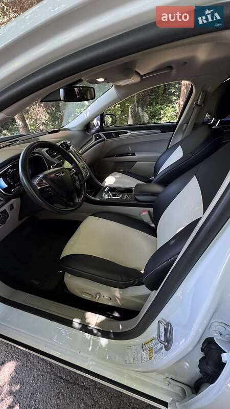 Седан Ford Fusion 2019 в Киеве