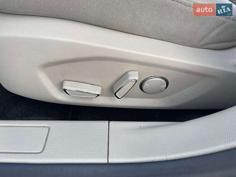 Седан Ford Fusion 2016 в Житомире