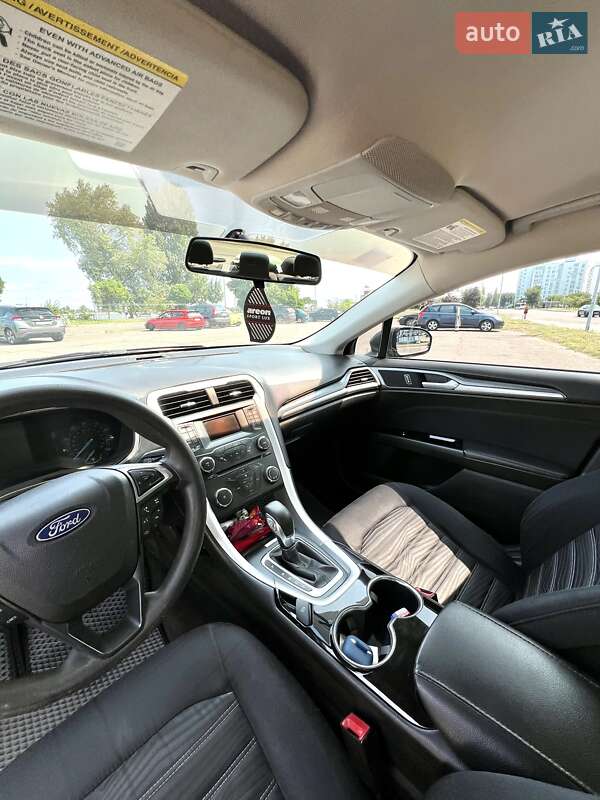 Седан Ford Fusion 2015 в Черкассах
