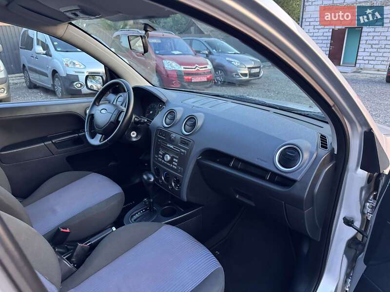 Хэтчбек Ford Fusion 2008 в Звенигородке