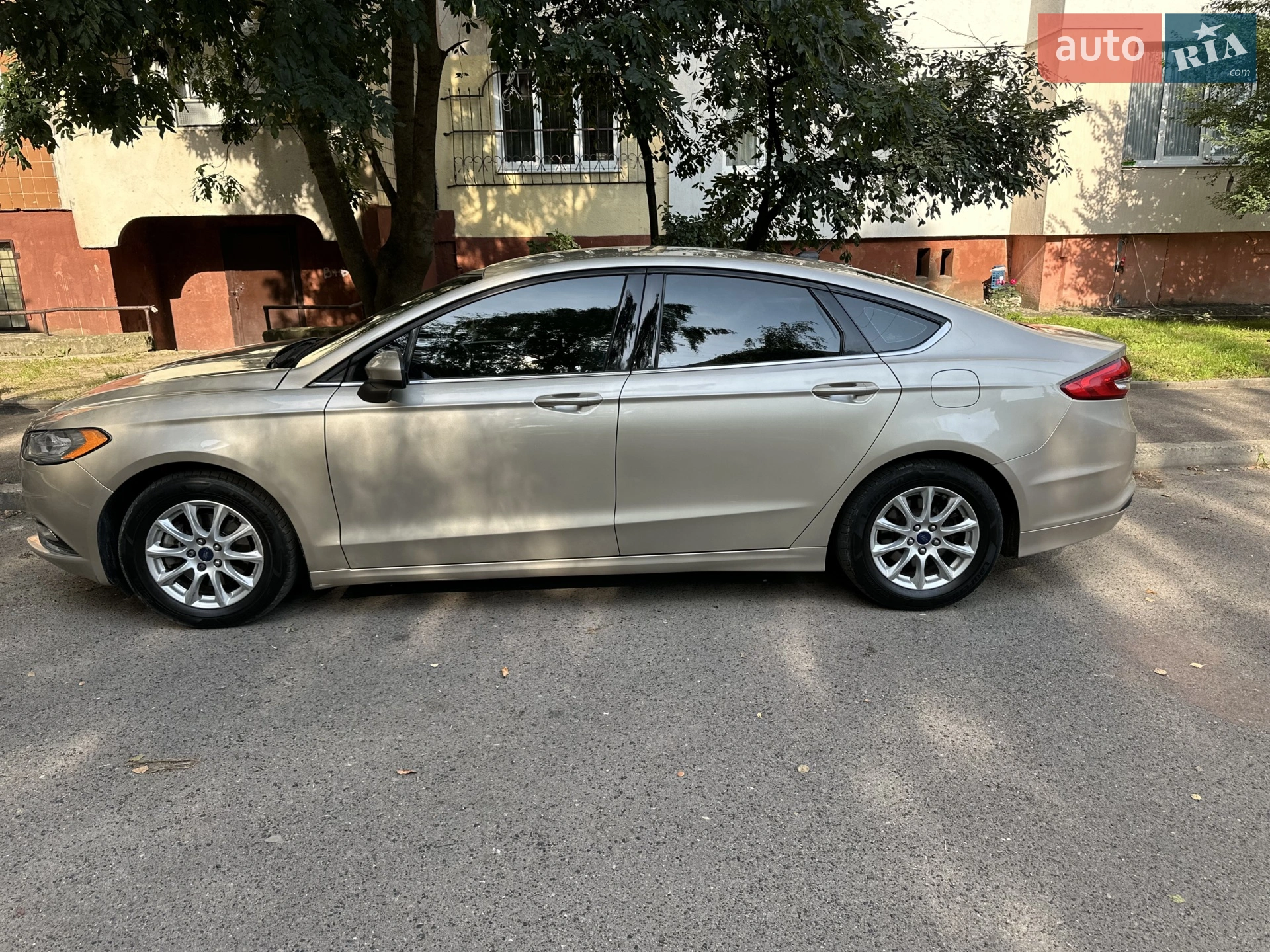 2017 Ford Fusion - мініатюра 2