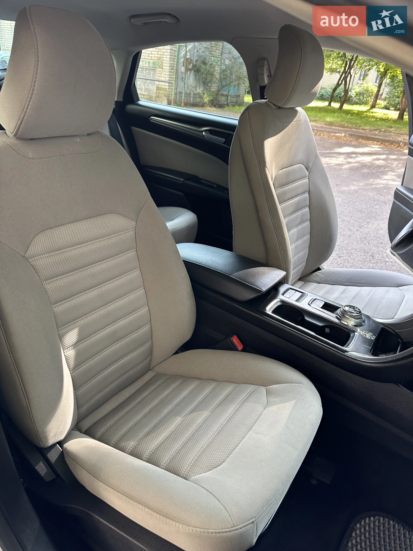 2017 Ford Fusion - мініатюра 16