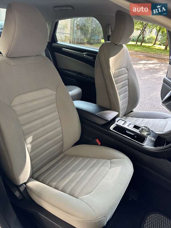 Седан Ford Fusion 2017 в Львові фото 16 Седан Ford Fusion 2017 в Львові