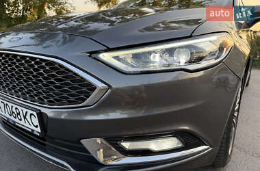Седан Ford Fusion 2016 в 