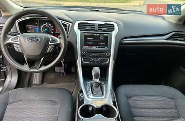 Седан Ford Fusion 2015 в  фото 8 Седан Ford Fusion 2015 в