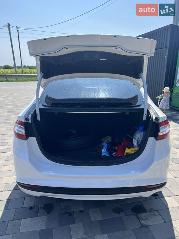 Седан Ford Fusion 2015 в Полтаві фото 14 Седан Ford Fusion 2015 в Полтаві