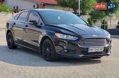 Седан Ford Fusion 2013 в 