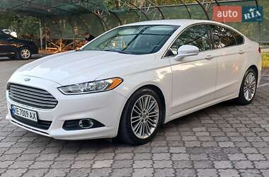 Седан Ford Fusion 2014 в Павлограді