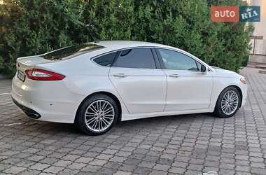 Седан Ford Fusion 2014 в 