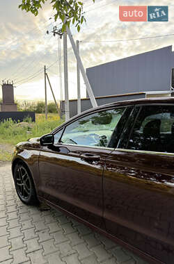 Седан Ford Fusion 2013 в 